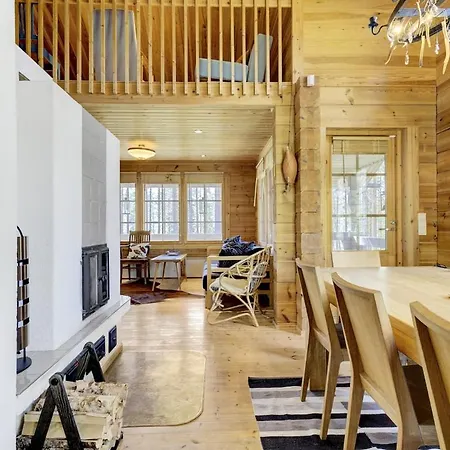 Christina Pyhatunturi